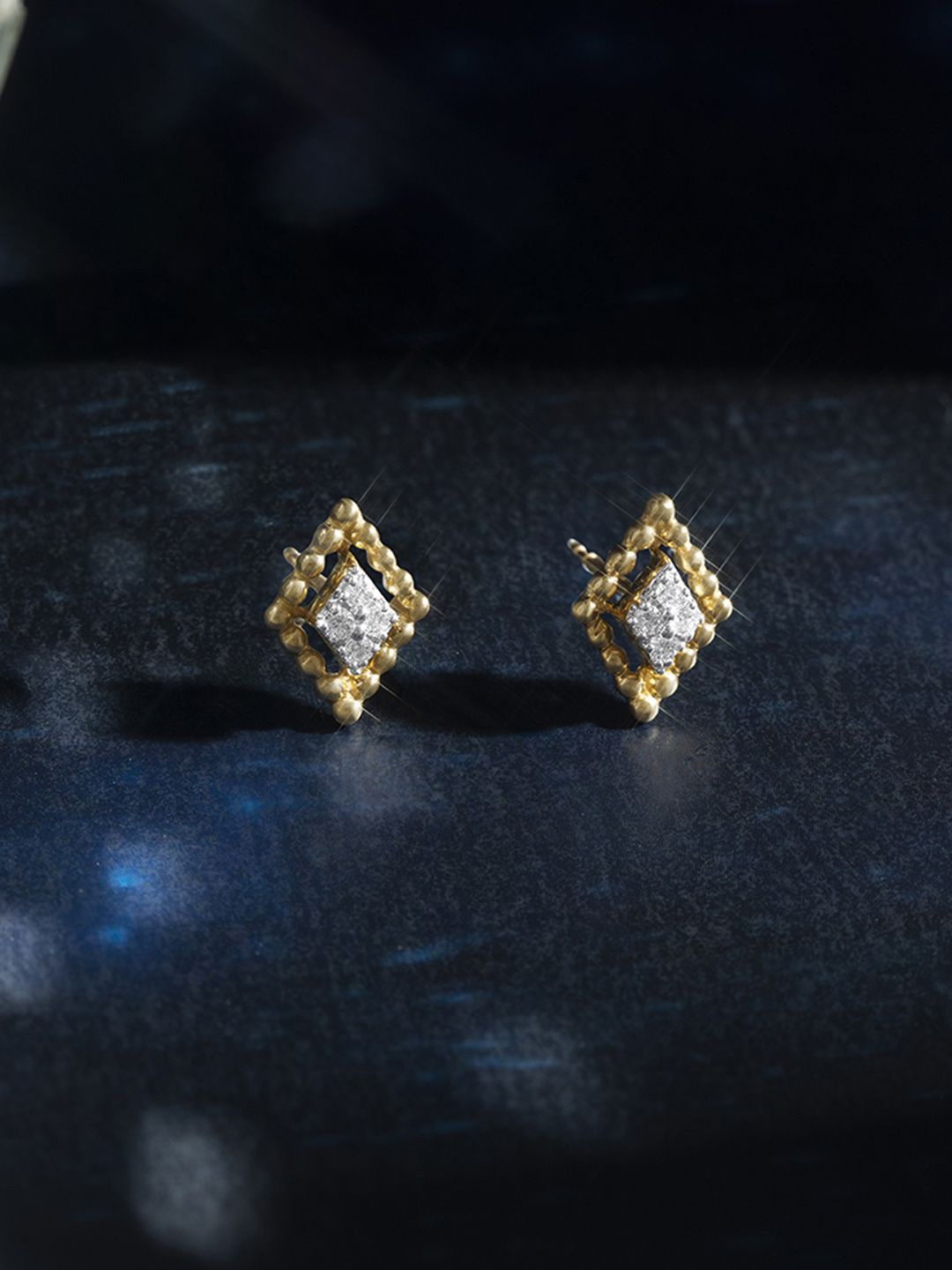 

Mia by Tanishq 22KT Yellow Gold Diamond Stud Earrings-2.09gm