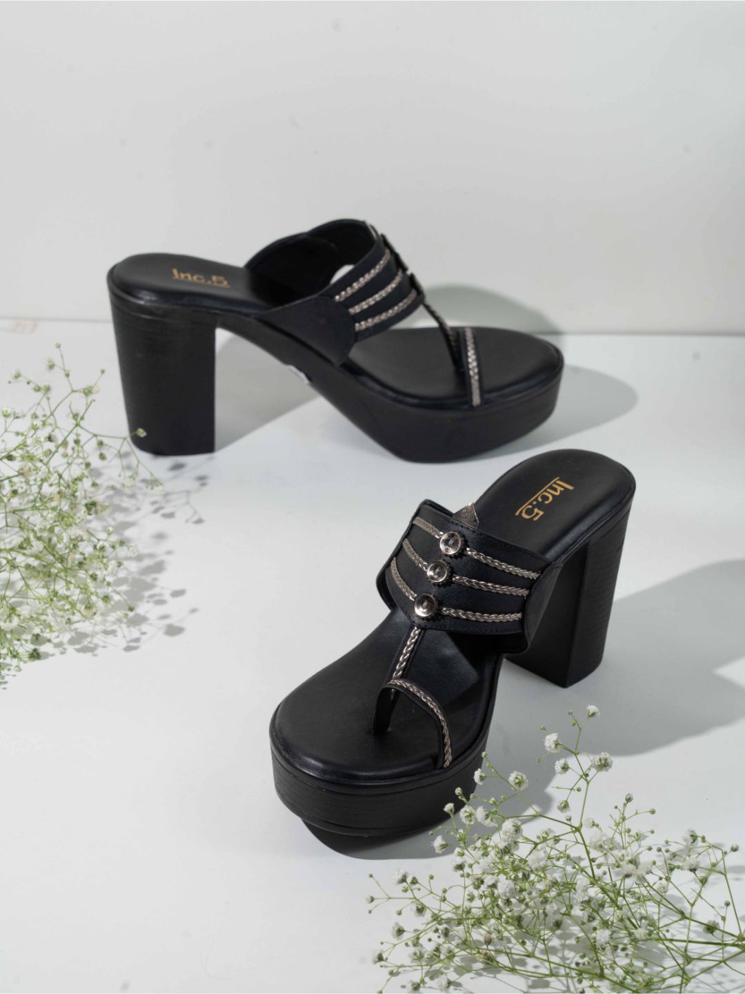 

Inc 5 Women One Toe Block Heels, Black