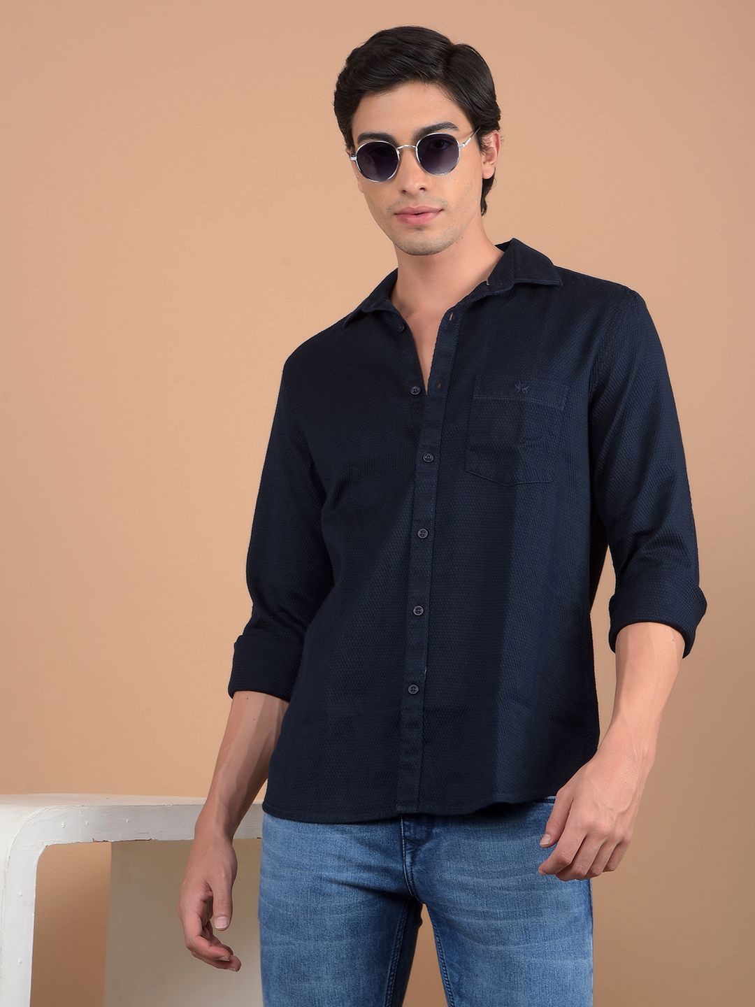 

Crimsoune Club Men Spread Collar Textured Cotton Slim Fit Casual Shirt, Navy blue