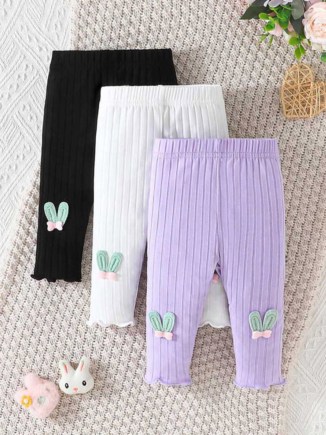 

INCLUD Girls Cotton Pack Of 3 Striped Ankle Length Leggings, White