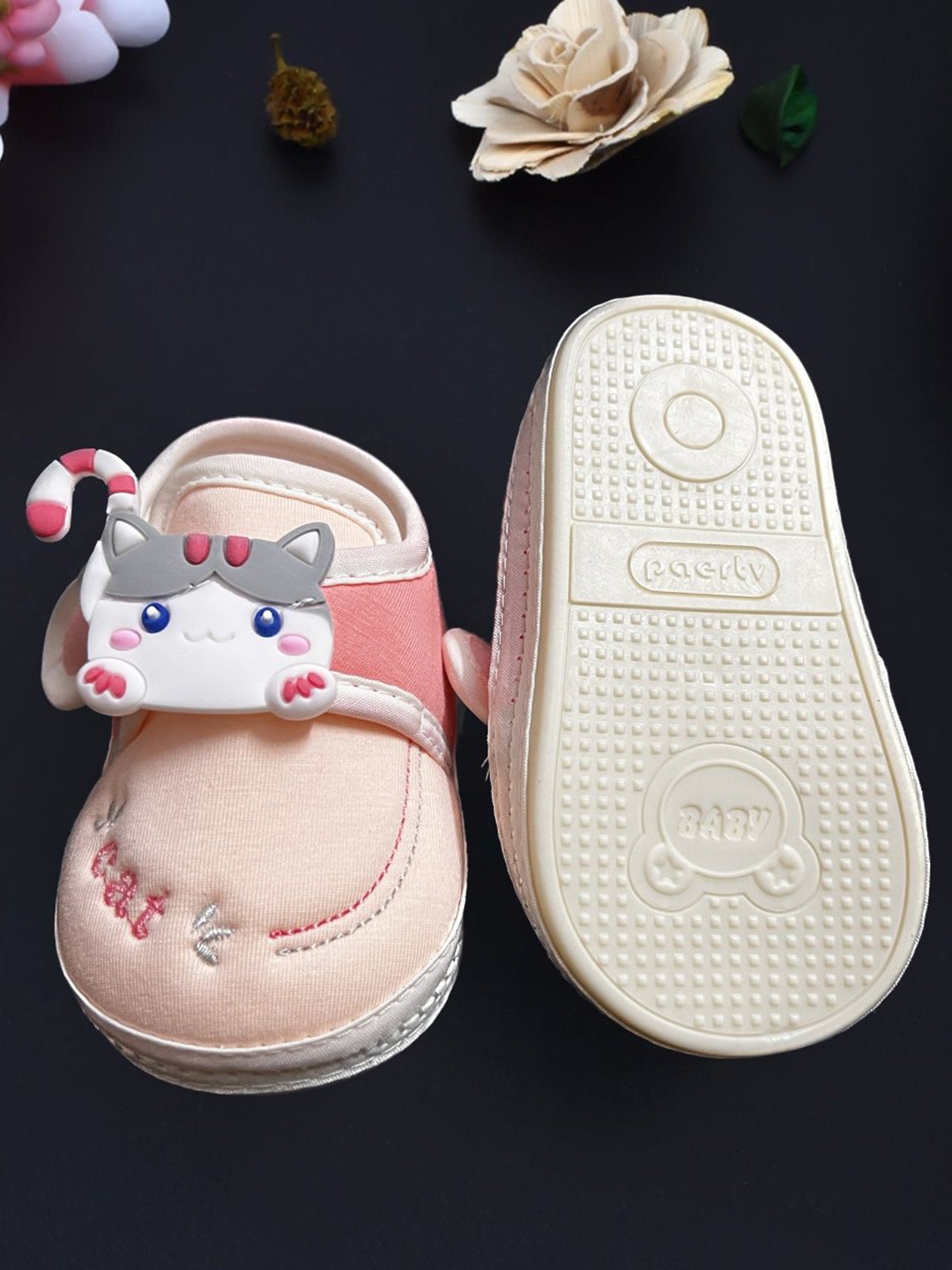 

SooWoo Kids Cotton Cat Sneakers, Peach
