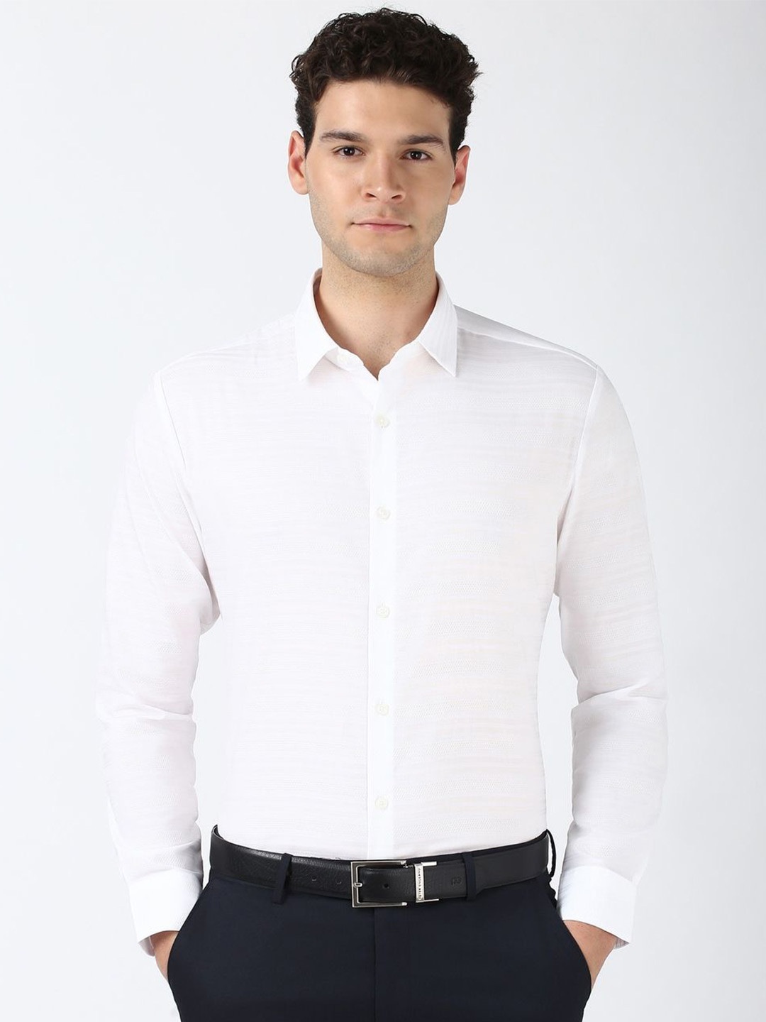 

Peter England Elite Men Spread Collar Horizontal Striped Cotton Formal Shirt, White