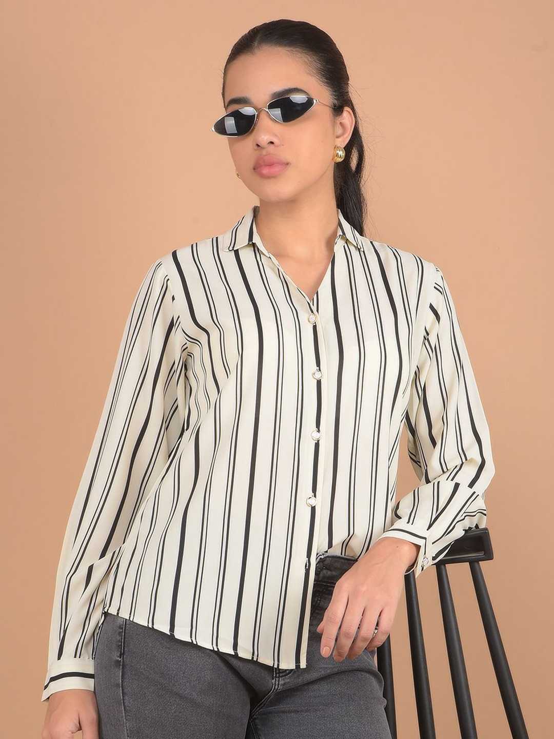 

Crimsoune Club Women Spread Collar Vertical Striped Slim Fit Casual Shirt, White
