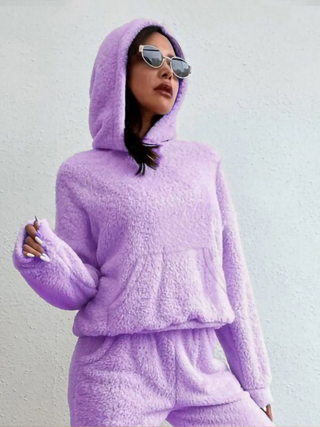 

The Dry State Women Long Sleeves Hood Pullover With Kangaroo Pocket, Lavender