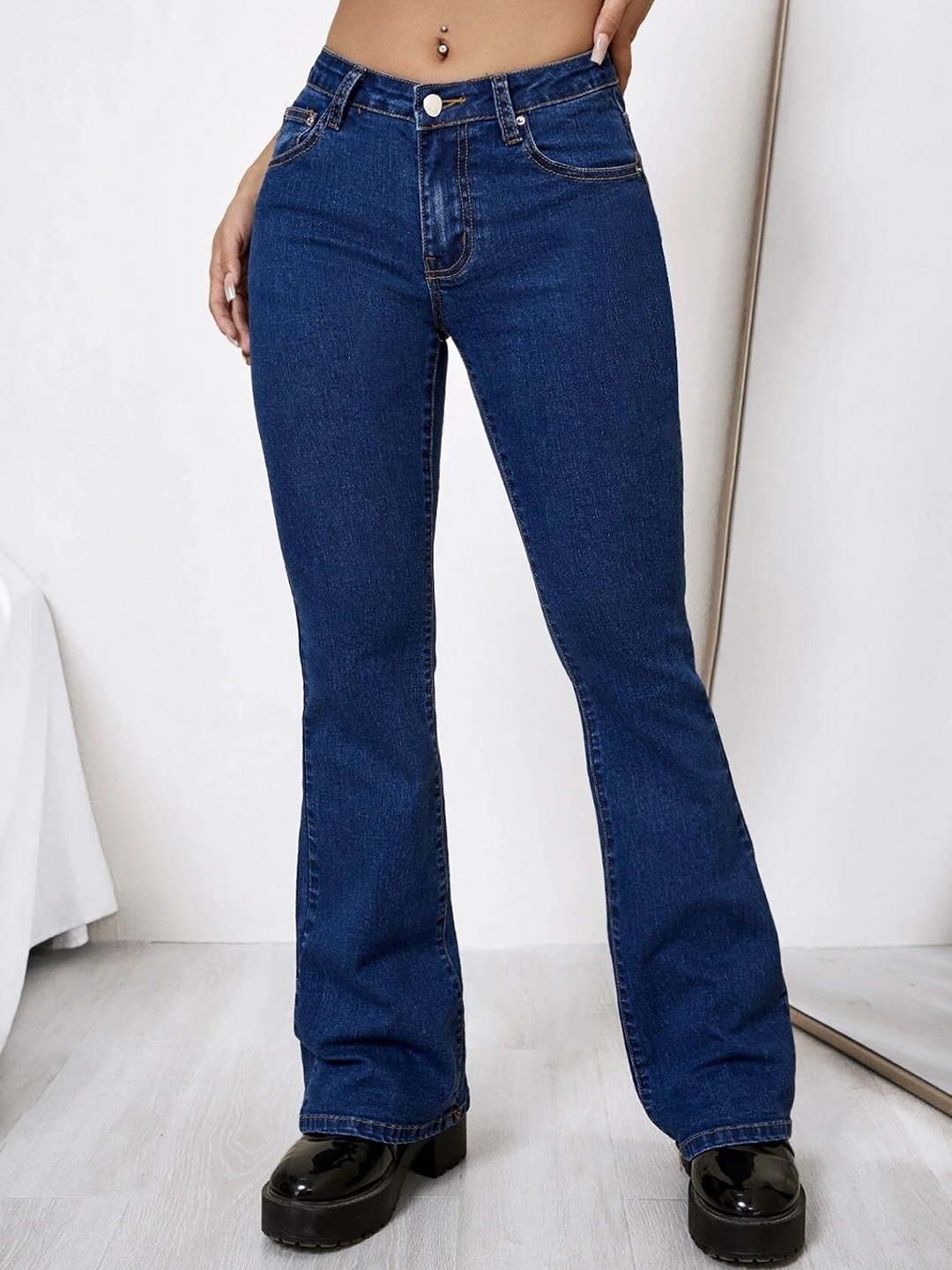 

Stylecast X Kotty Women Bootcut High-Rise Stretchable Jeans, Blue