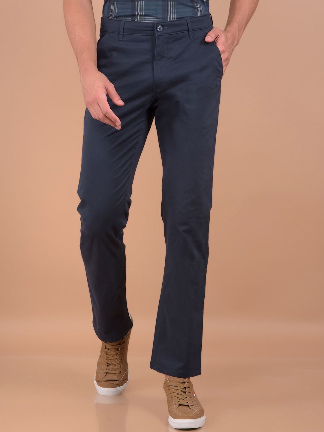 

Crimsoune Club Men Straight Fit Mid-Rise Chinos Trousers, Navy blue