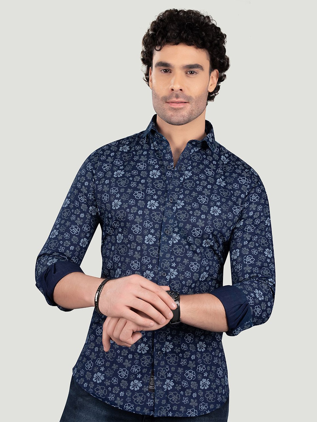 

ALMATY Men Comfort Spread Collar Floral Printed Cotton Slim Fit Casual Shirt, Navy blue