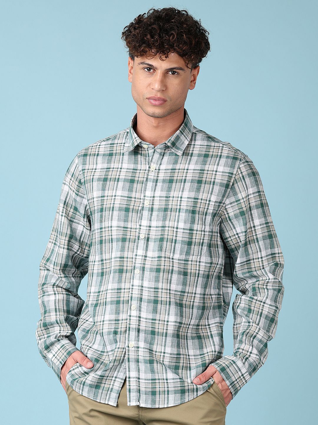

V-Mart Men Spread Collar Tartan Checked Cotton Casual Shirt, Green
