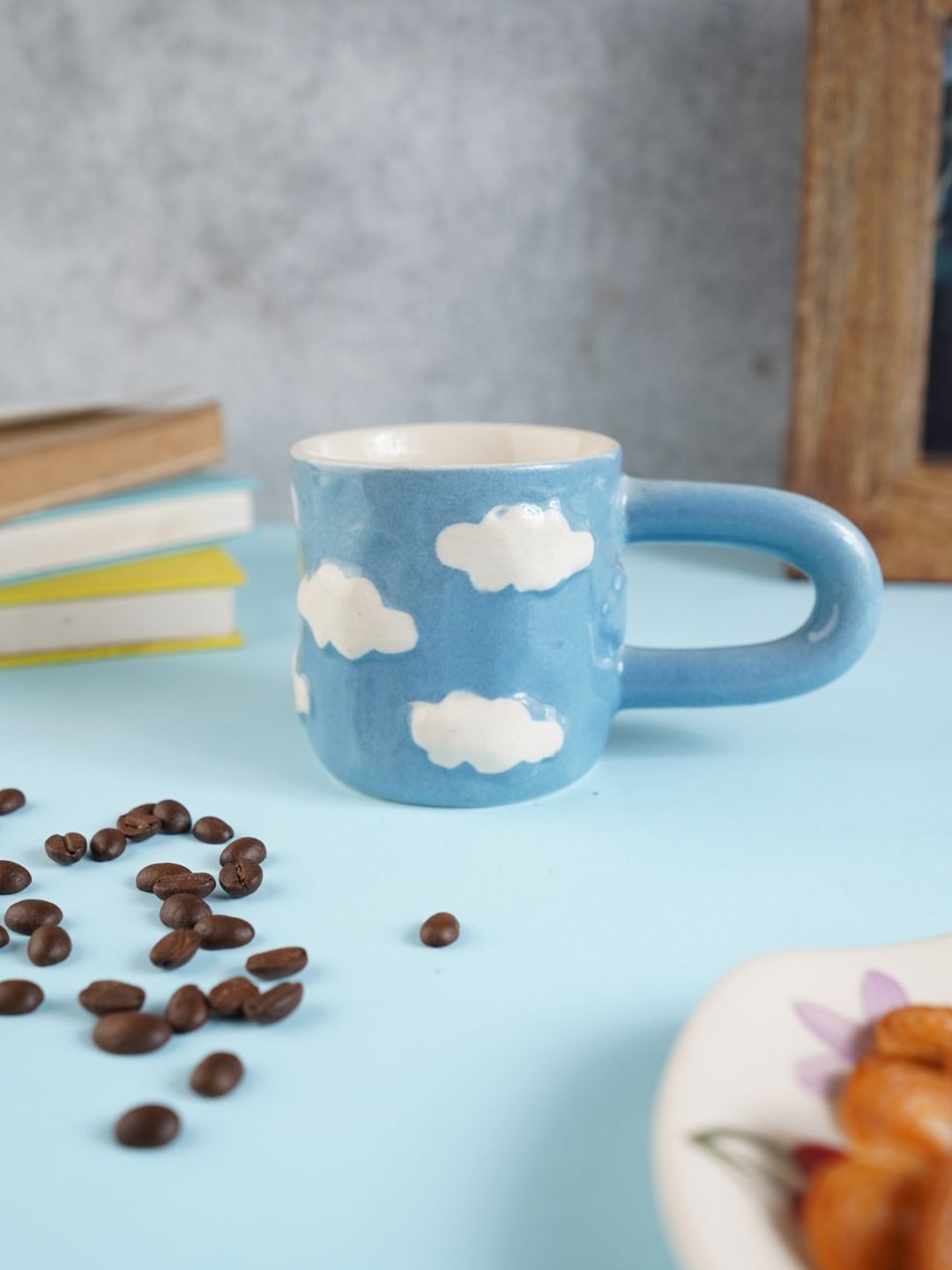 

WEAVING HOMES Blue & White Printed Ceramic Dishwasher Safe Glossy Mugs 280ml