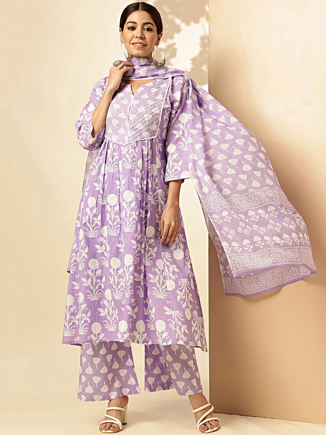 

Vbuyz Floral Printed Pure Cotton Straight Kurta with Palazzos & Dupatta, Purple