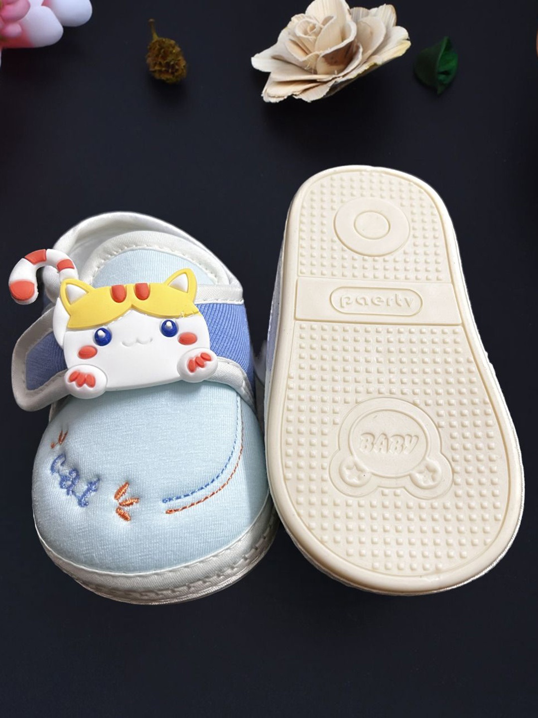 

SooWoo Kids Woven Design Sneakers, Blue