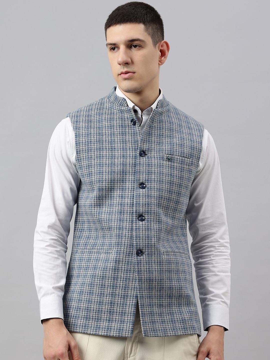 

Richlook Men Woven Nehru Jackets, Beige