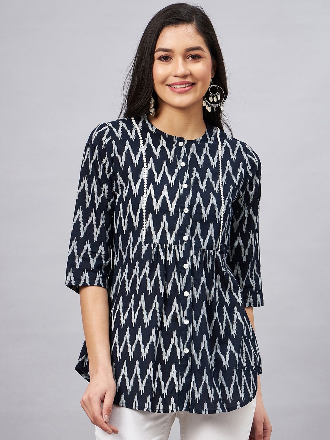 

WineRed Women Geometric Printed Cotton Shirt Style Top, Black