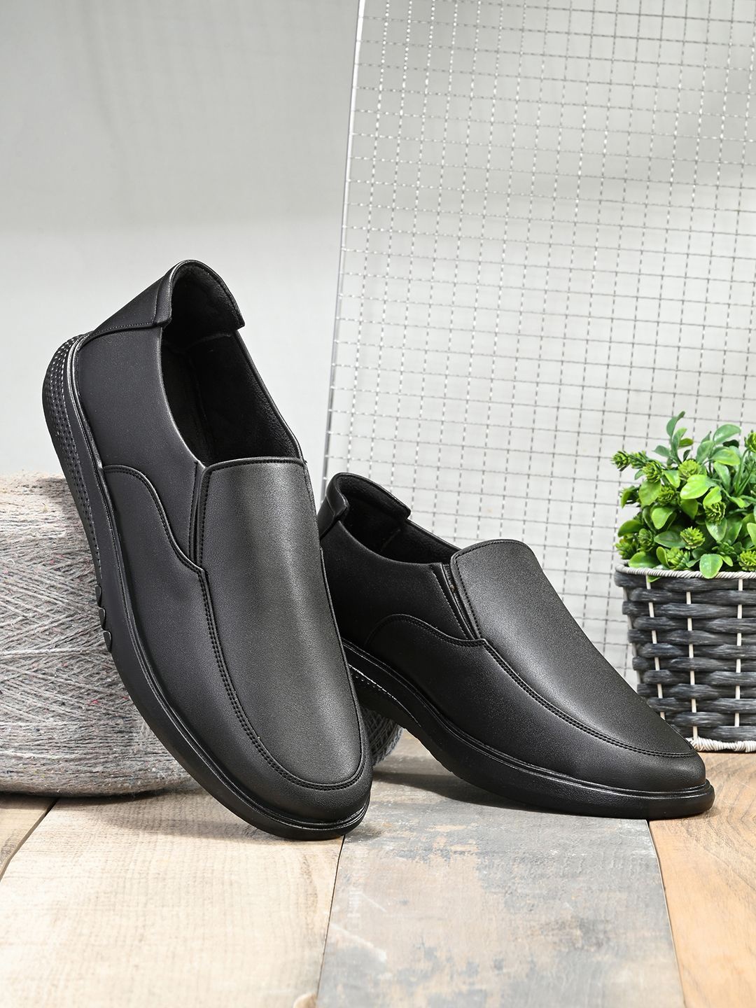 

HERE&NOW Men Formal Slip-Ons, Black