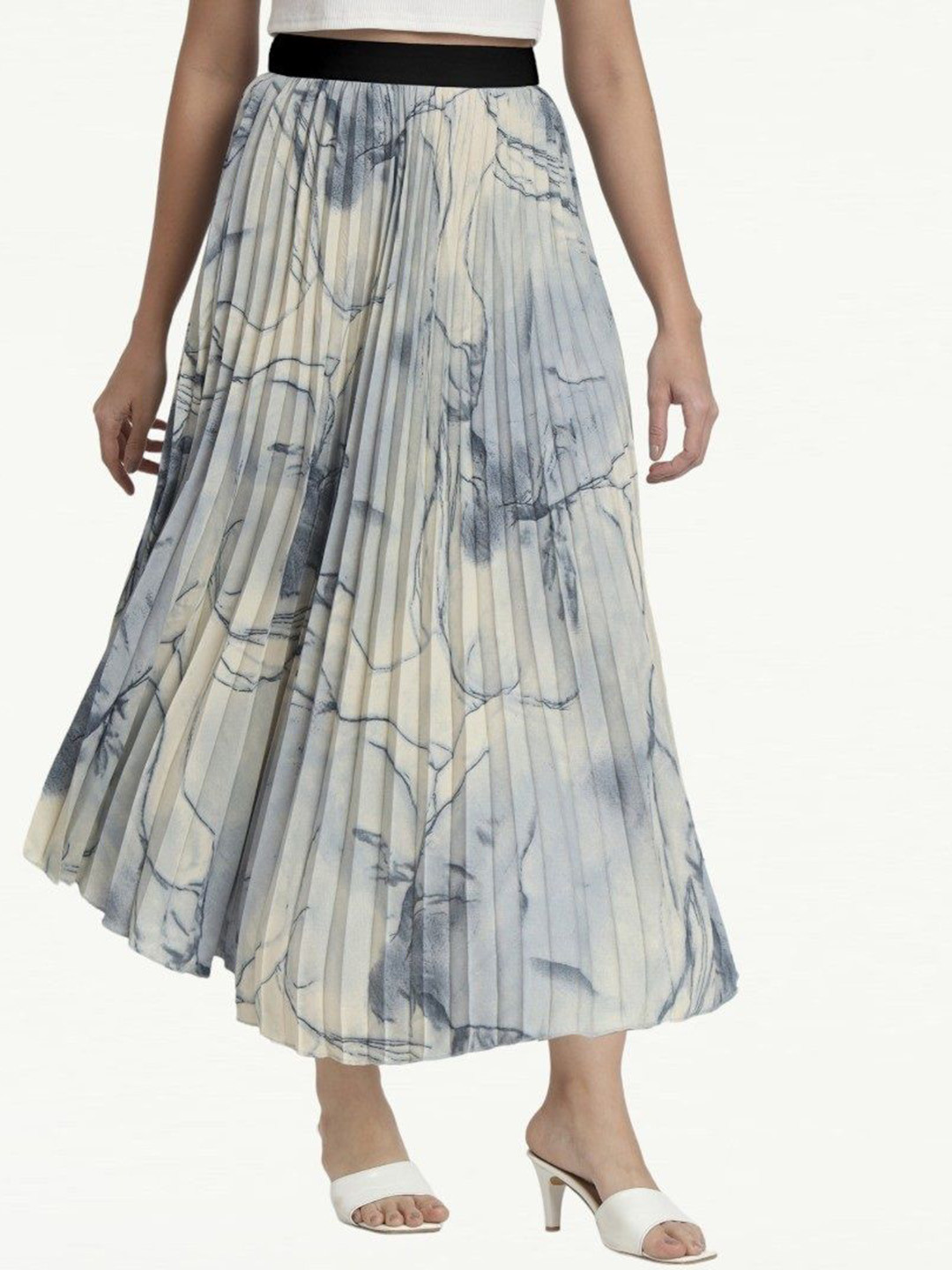 

Raiyani Enterprise Women Printed Flared Maxi Skirts, Blue
