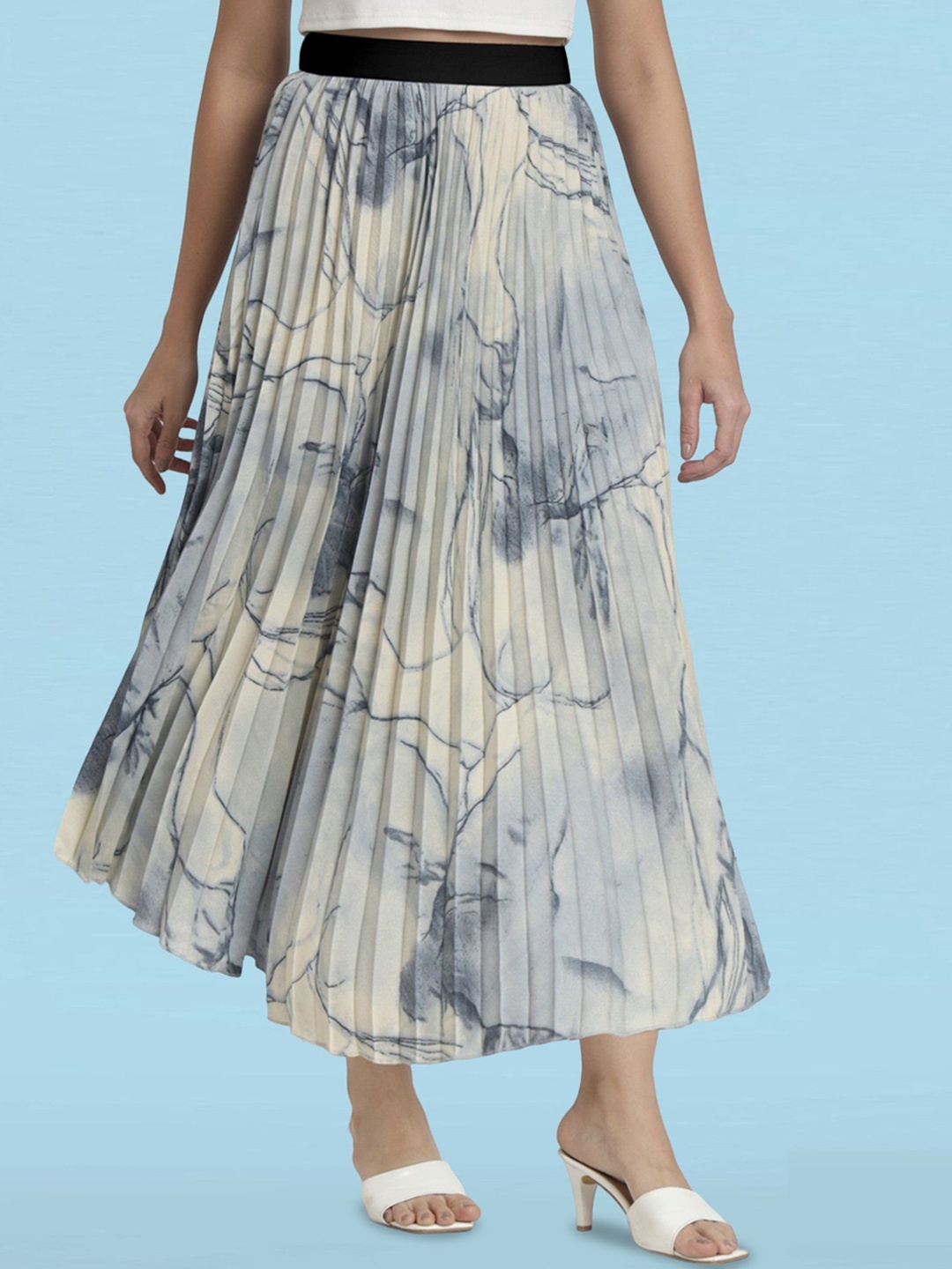 

Raiyani Enterprise Abstract Printed Slip-On Flared Midi Skirt, Blue