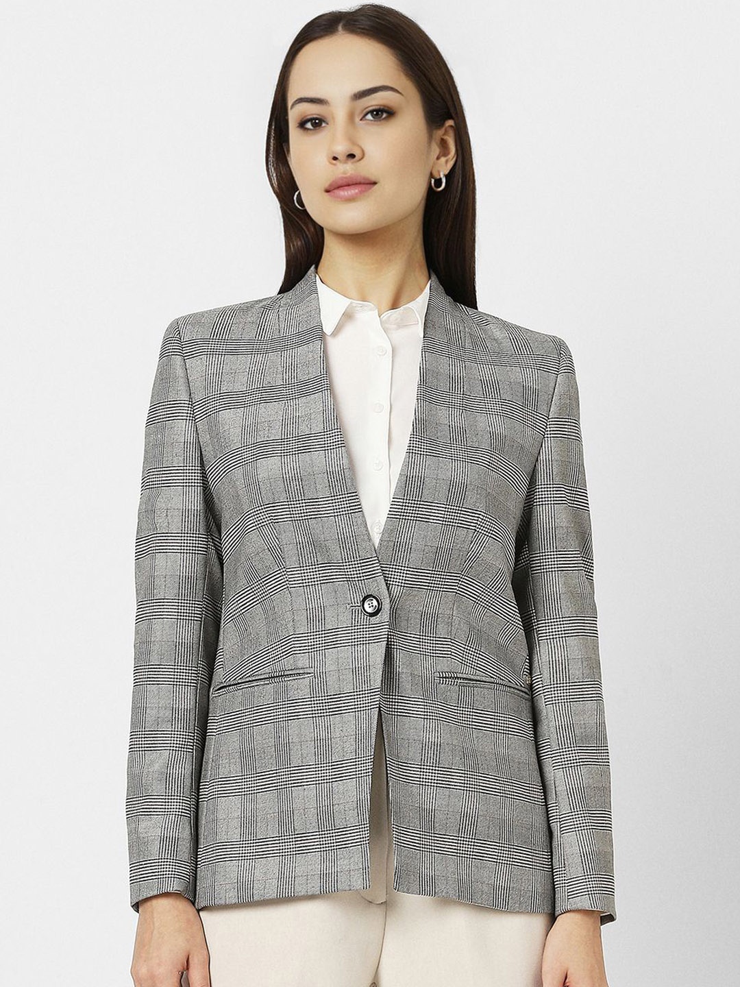 

Van Heusen Woman Checked Single Breasted Blazer, Grey