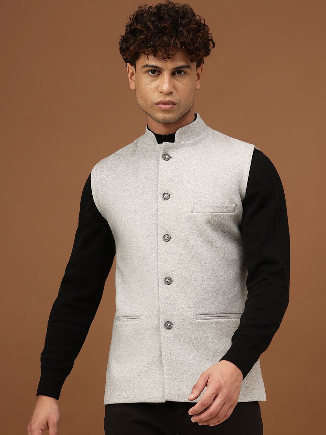 

Richlook Men Woven Nehru Jackets, Grey