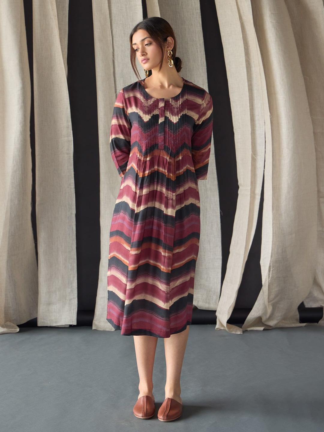 

Bombay Bloom Round Neck Abstract Printed A-Line Dress, Maroon