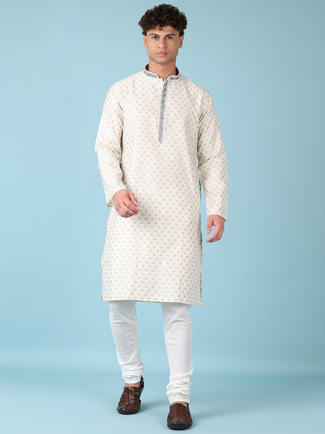 

V-Mart Ethnic Motifs Woven Design Thread Work Mandarin Collar Straight Kurta with Churidar, Purple
