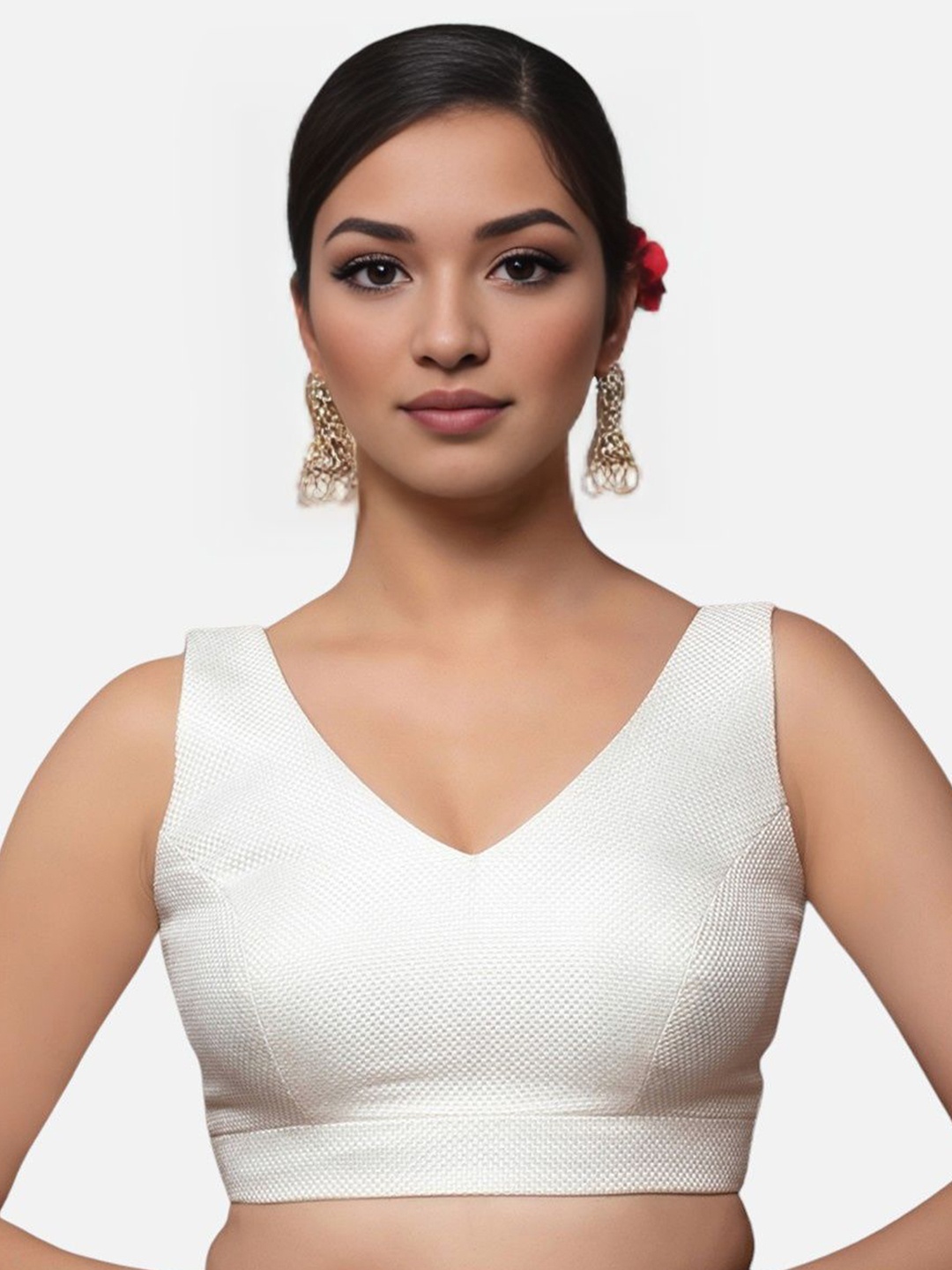 

Biyu V- Neck Sleeveless Saree Blouse, White