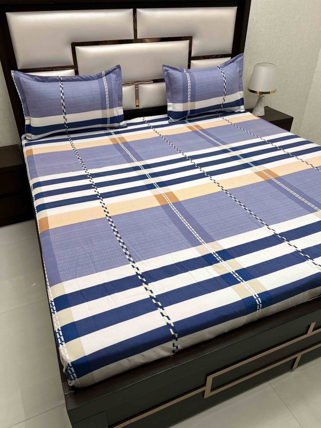 

Pure Decor King Size Double Bed Bedsheet With 2 Pillow Covers 2.74m X 2.74m, Blue