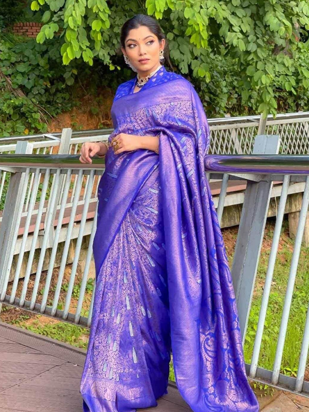 

KALINI Floral Pure Silk Banarasi Saree, Blue