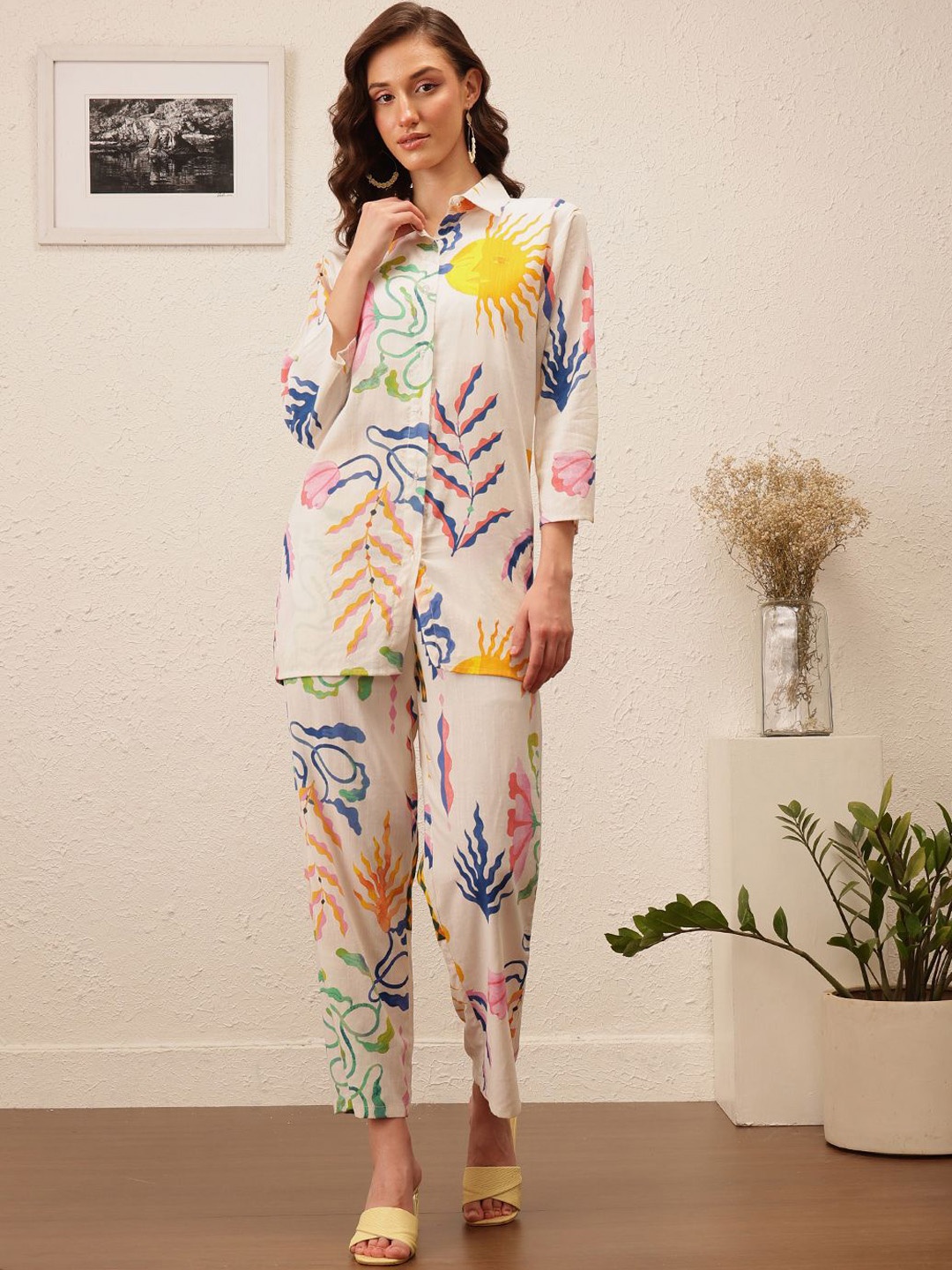 

ATRAENTA Shirt Collar Printed Shirt With Trouser, Off white