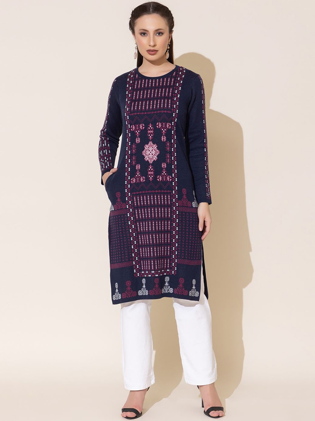 

Anouk Navy Blue Geometric Woven Design Round Neck Jacquard Straight Kurta