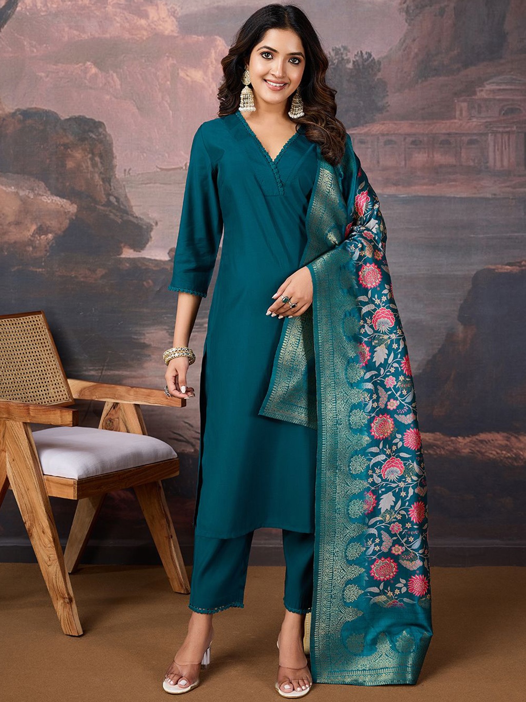

House of Pataudi V-Neck Straight Kurta and Trousers With Dupatta, Green