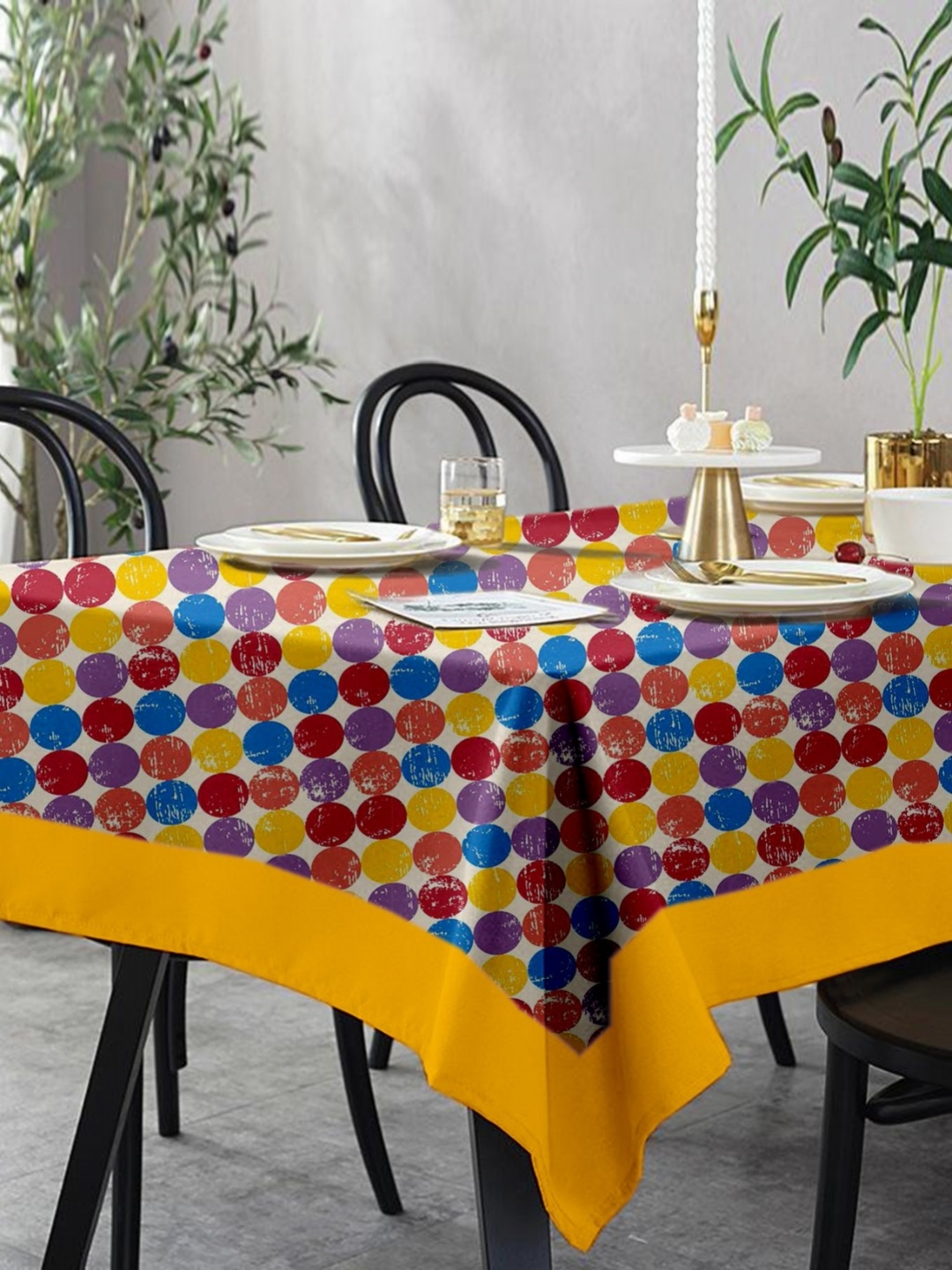 

Lushomes White Geometric Printed Pure Cotton Table Cover