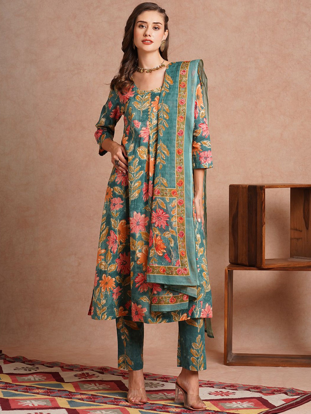 

FASHOR Round Neck Floral Printed Pure Cotton Straight Kurta with Trousers & With Dupatta, Green