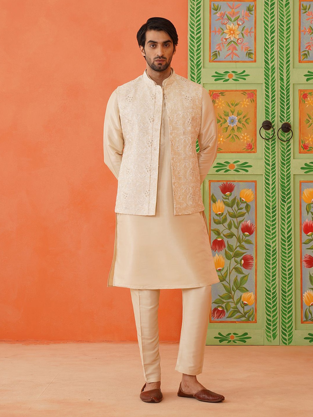 

TheEthnic.Co Pure Cotton Mandarin Collar Kurta & Trouser With Nehru jacket, Cream