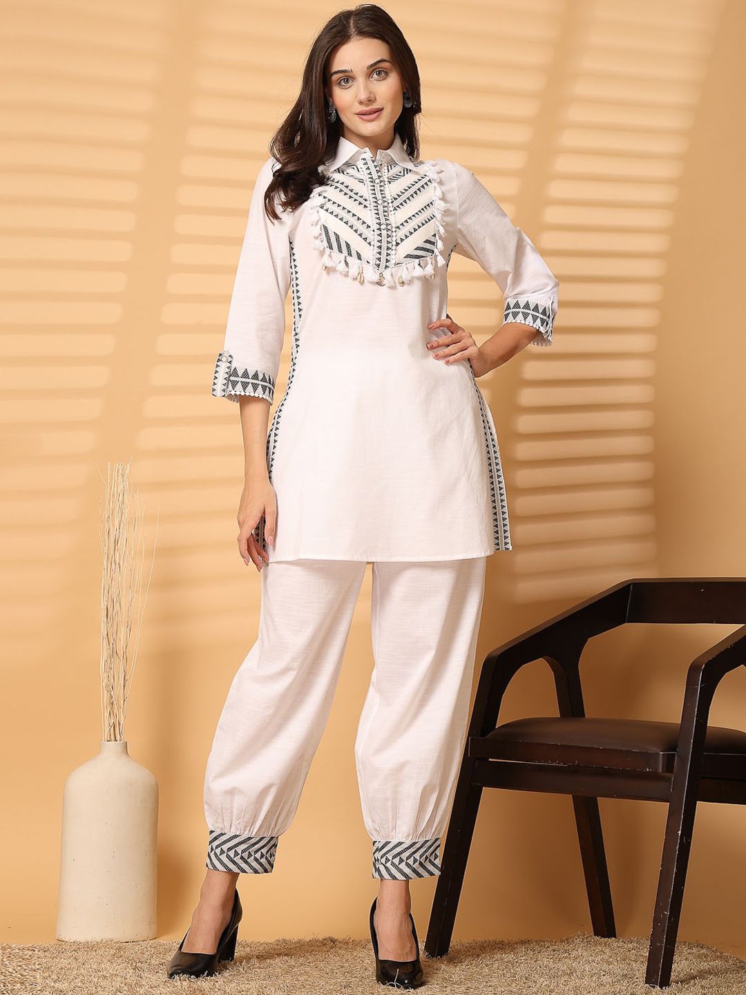 

COSMIC TRIO Women Yoke Design Regular Pure Cotton Kurta with Salwar, White