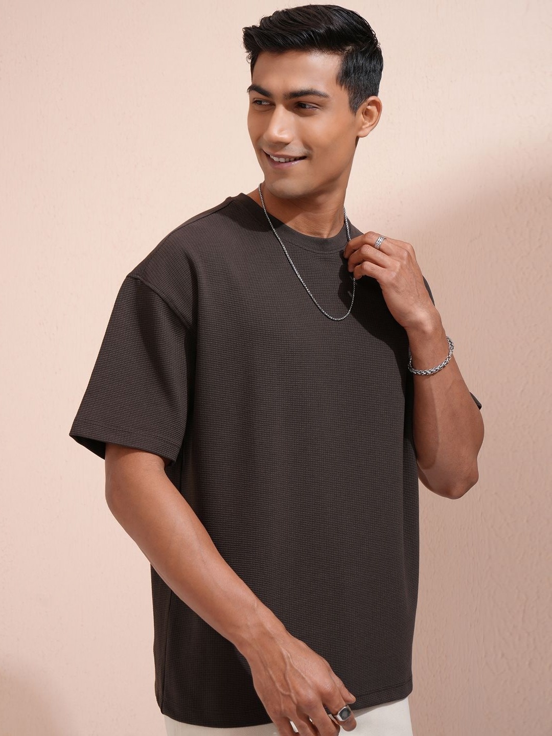 

LOCOMOTIVE Men Self Design Round Neck Cotton Oversized T-shirt, Brown