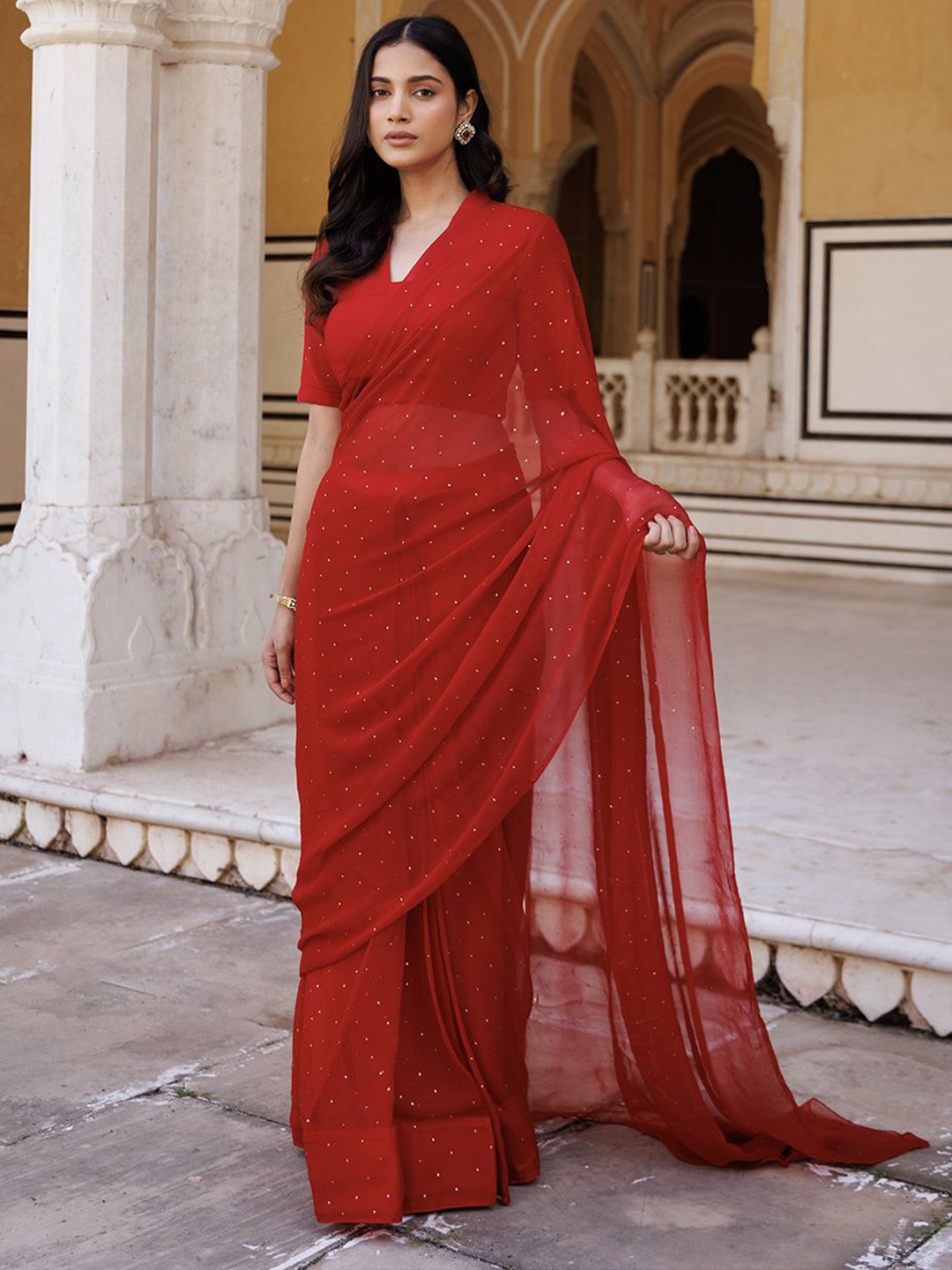 

Geroo Jaipur Embellished Mukaish Pure Chiffon Ready to Wear Saree, Red