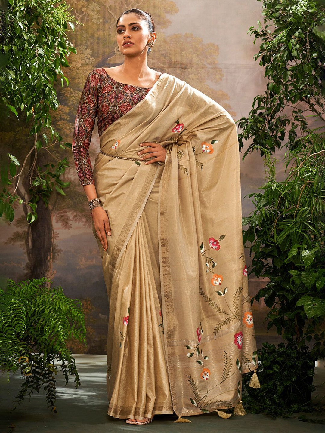 

MySilkLove Floral Printed Zari Saree, Cream