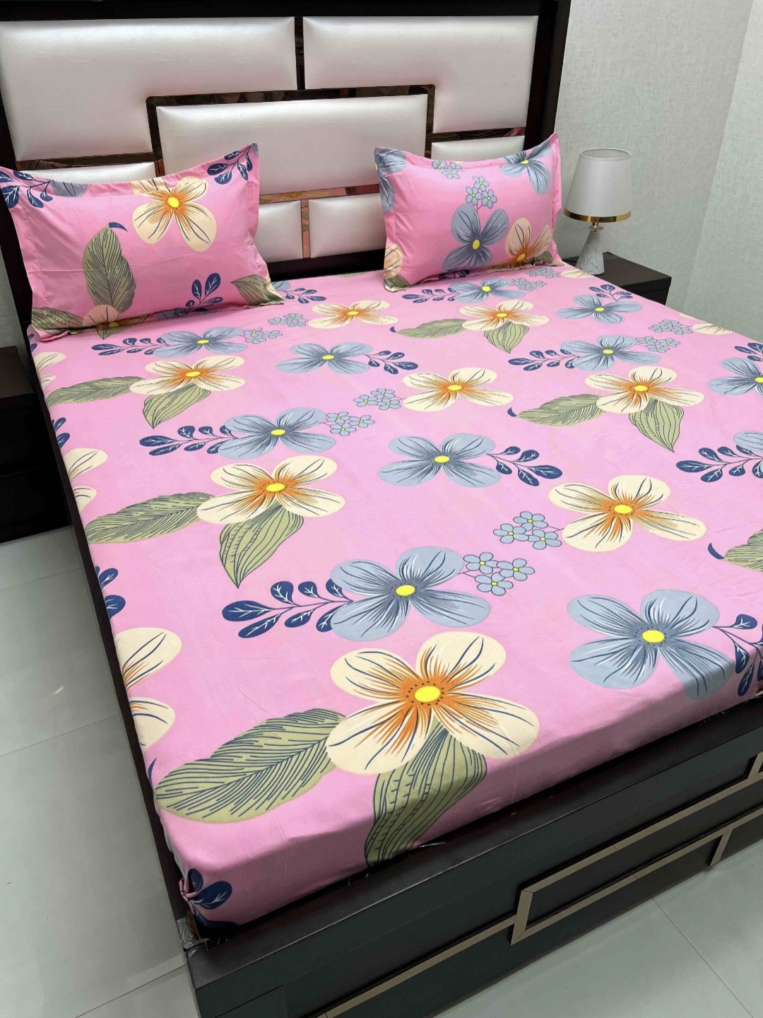 

Pure Decor King Size Double Bed Bedsheet With 2 Pillow Covers 2.74m X 2.74m, Pink