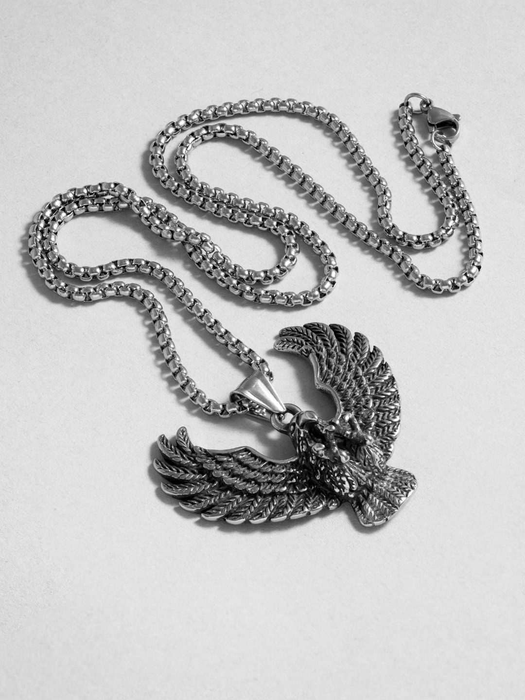 

BLACK MAMBA Men Silver-Plated Eagle Pendant With Jared Chain