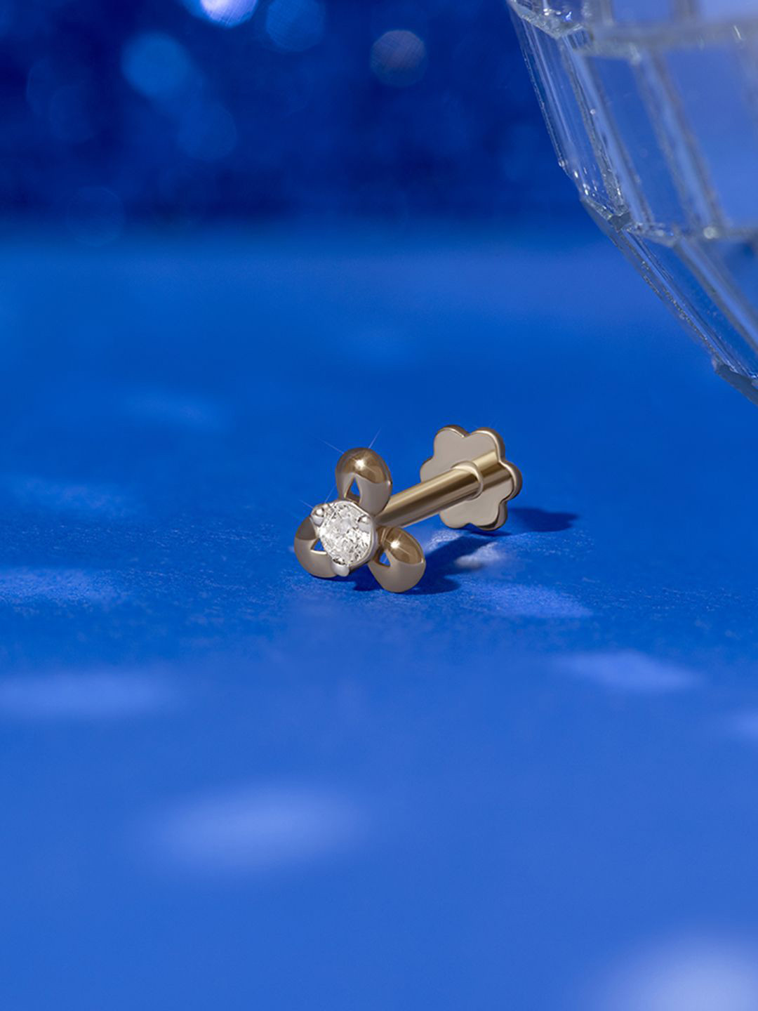 

Mia by Tanishq 14KT Iconic Shimmer Gold & Diamond Nose Pin - 0.27g, Yellow