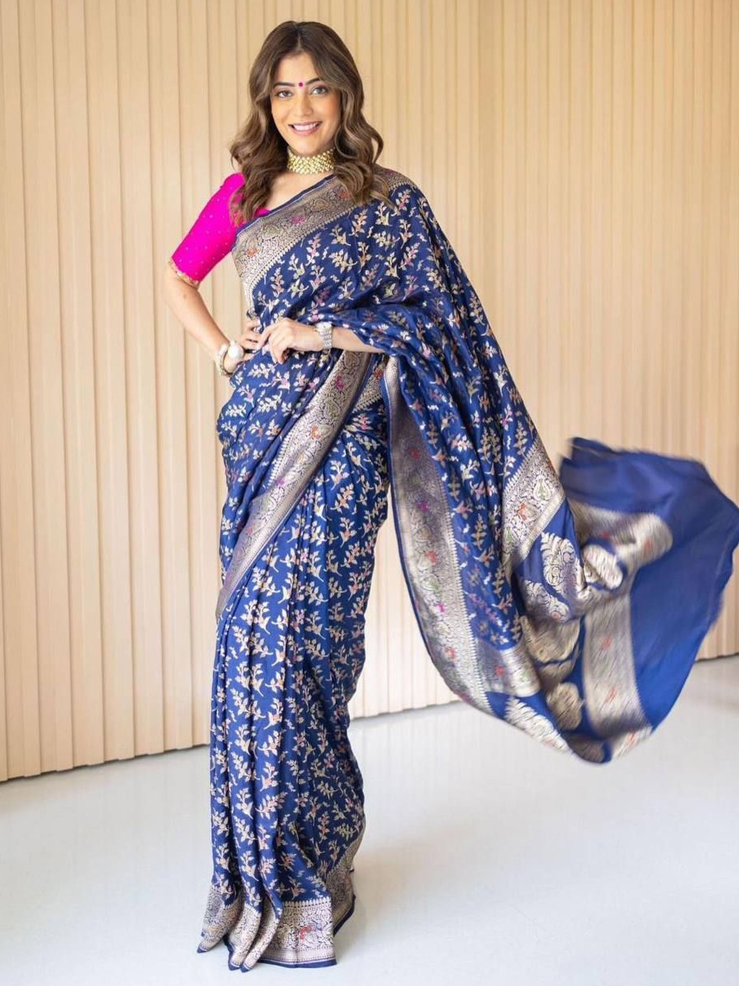 

KALINI Woven Design Zari Pure Silk Kanjeevaram Saree, Navy blue