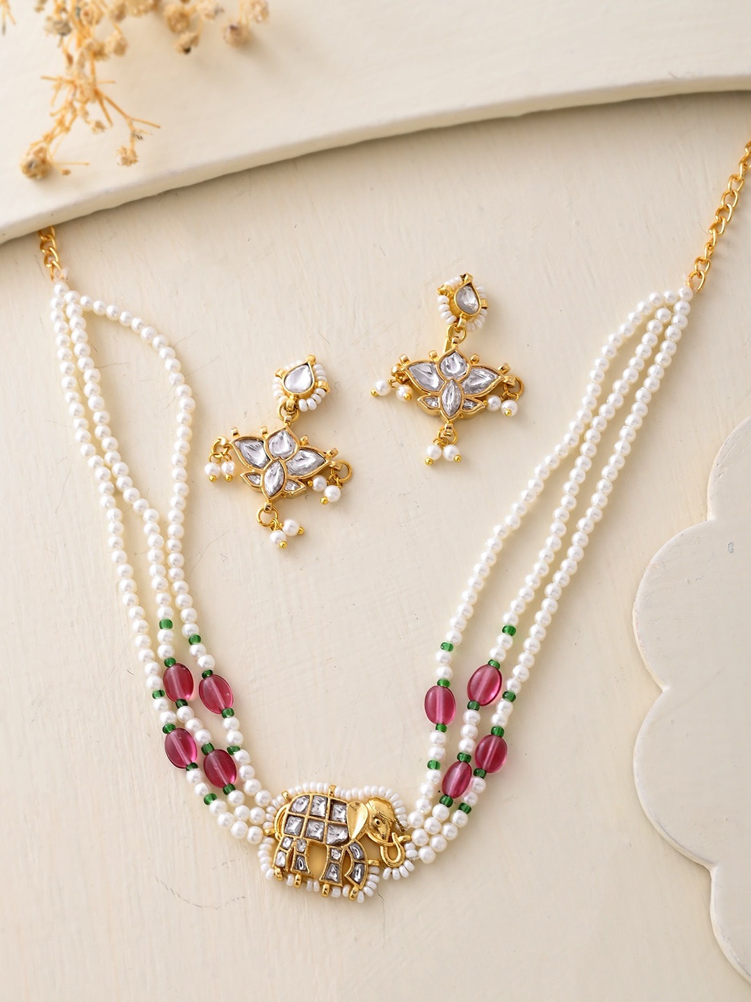 

DASTOOR Gold-Plated Stone-Studded & Beaded Jewellery Set