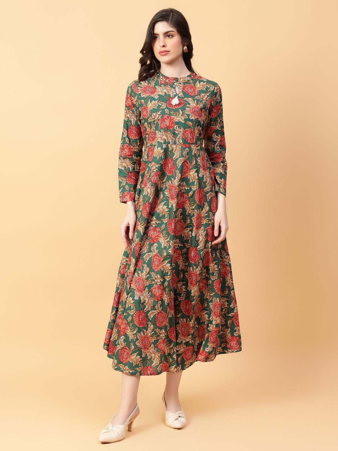 

aayusika Women Cotton Round Neck Floral Embellished Casual Dress, Green