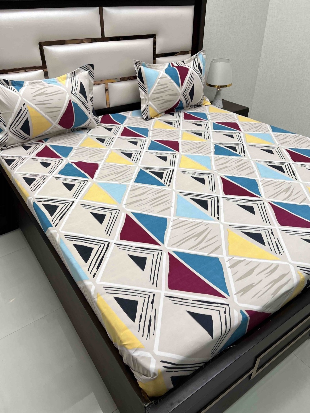 

Pure Decor King Size Double Bed Bedsheet With 2 Pillow Covers 2.74m X 2.74m, Grey