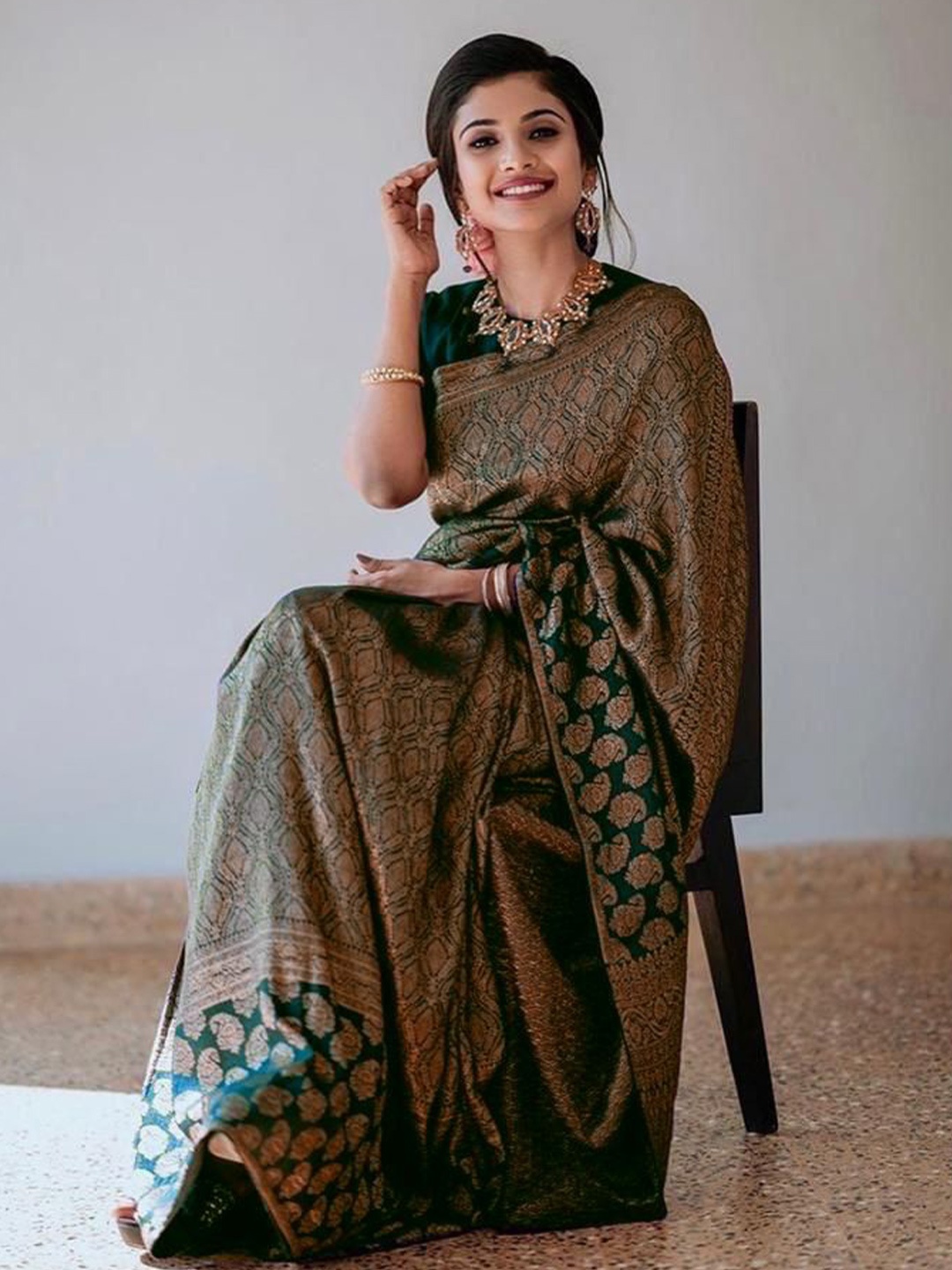 

KALINI Woven Design Pure Silk Banarasi Saree, Green