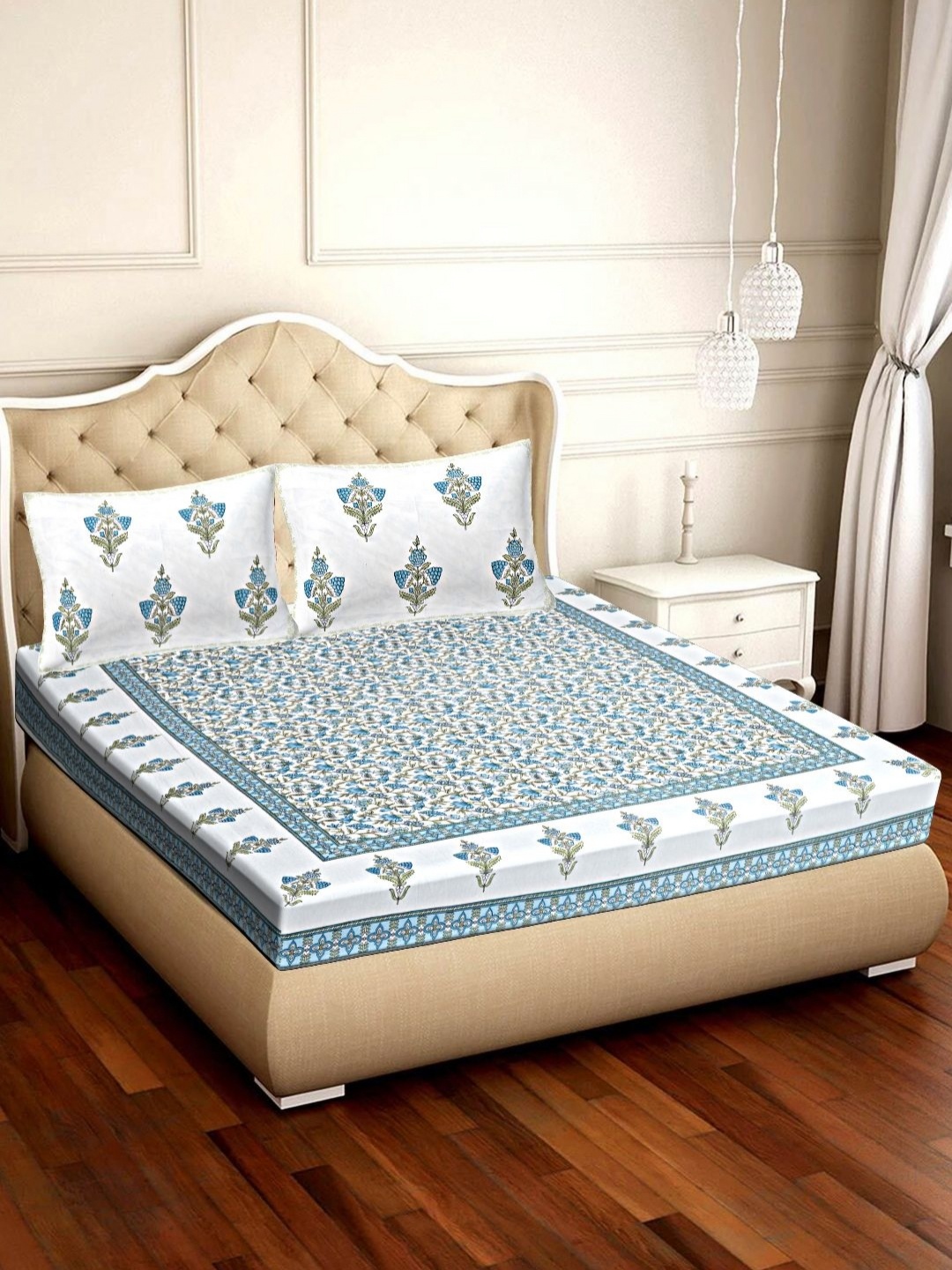 

VANI E Blue & White Floral Cotton 240 TC Double King Bedsheet Set-2.54 m x 2.74 m