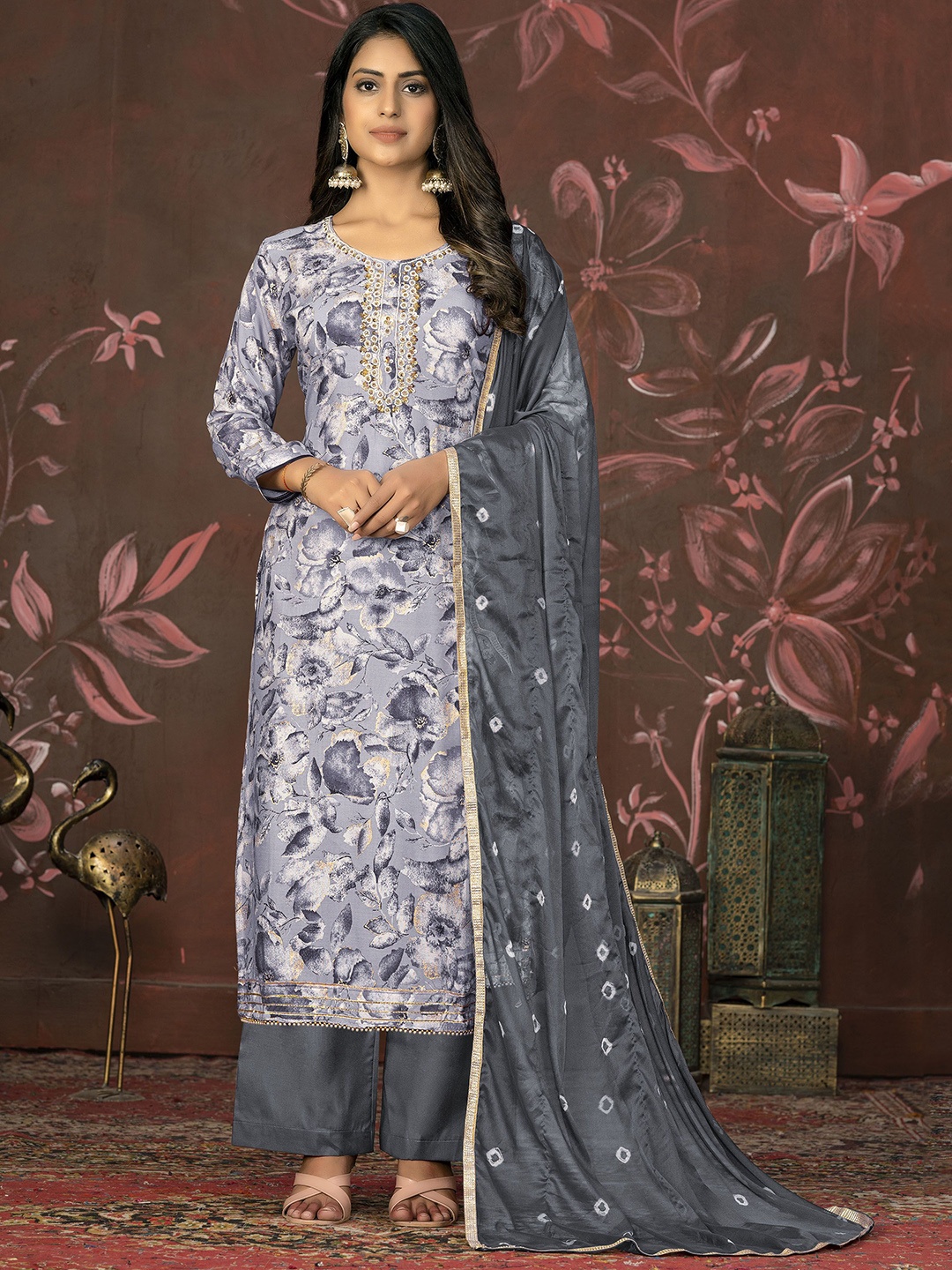

Maroosh Floral Printed Unstitched Dress Material, Grey