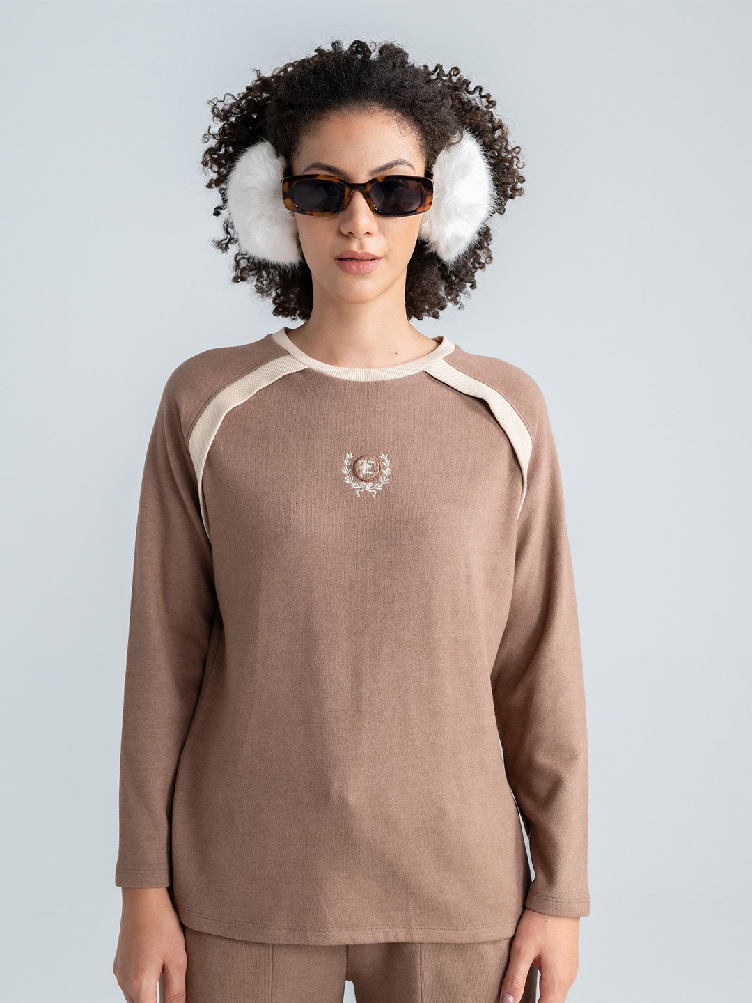 

EDRIO Women Round Neck Sweatshirt, Brown