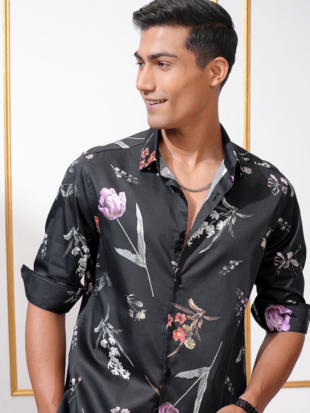 

LOCOMOTIVE Men Cutaway Collar Floral Printed Slim Fit Casual Shirt, Black