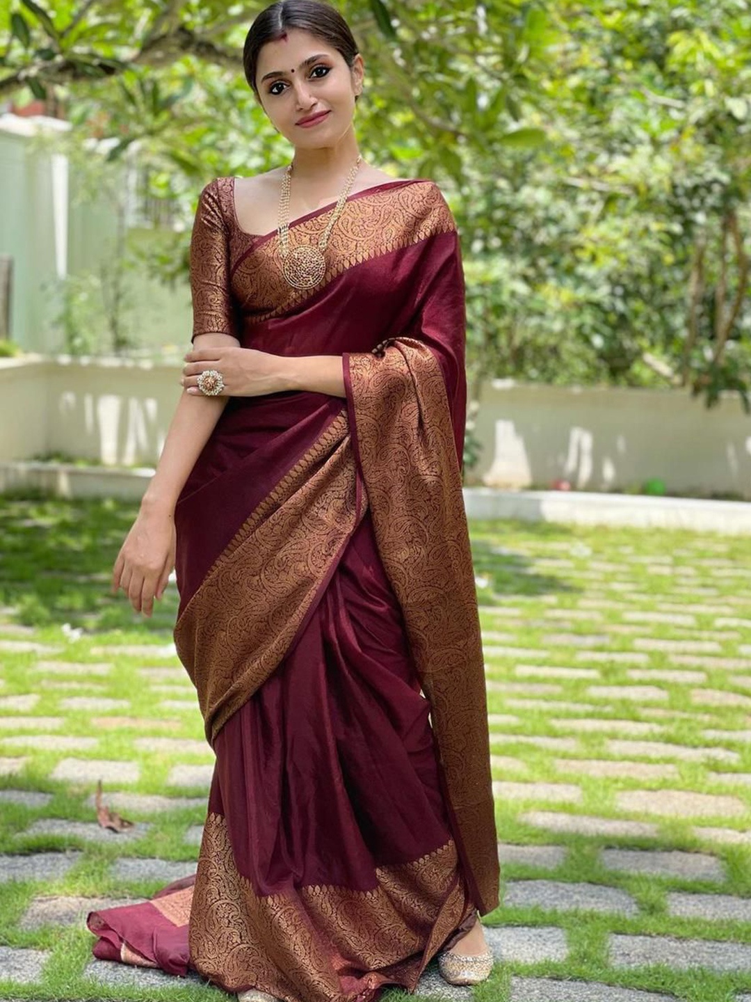 

KALINI Woven Design Zari Pure Silk Banarasi Saree, Maroon